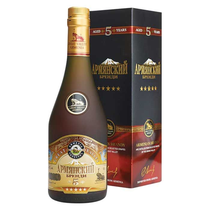 Brendijs Armjanskij 5 zv. 42% kastē